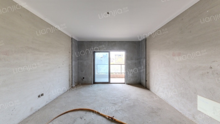 正荣财富中心二手房实景图