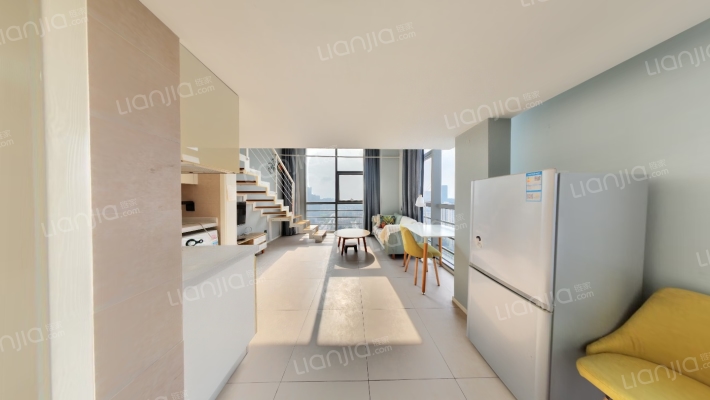 时尚万通城二手房实景图