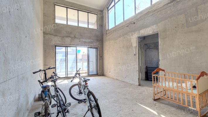 雅园二手房实景图