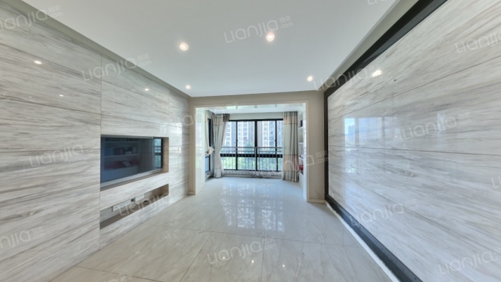 东坡蓝岸二手房实景图