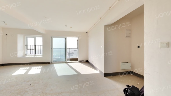 新浦西孔雀城-1.0期云樾东方苑二手房实景图