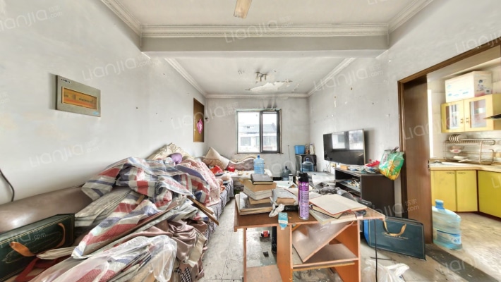 巴里新村二手房实景图