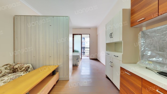 启兴生活区二手房实景图