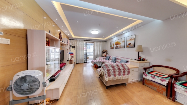 优胜花园二手房实景图