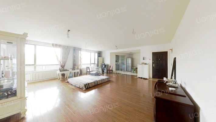 颐中银街二手房实景图