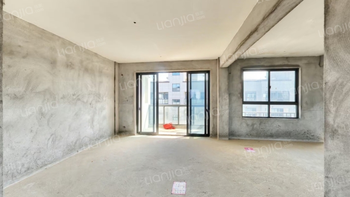 河滨花苑二手房实景图