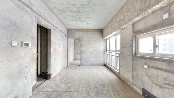 绿地悦公馆二手房实景图