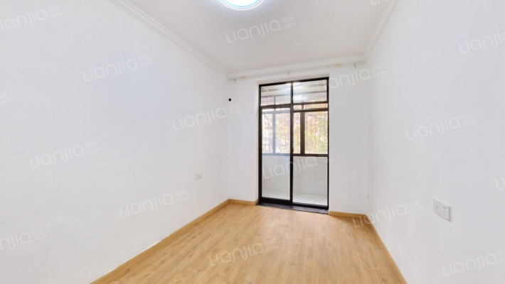 巡回街132号二手房实景图