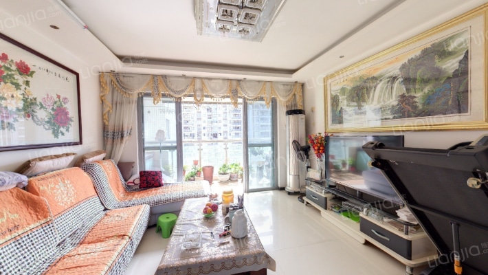 龙城华府二手房实景图