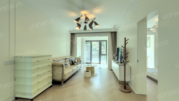 京投银泰琨御府二手房实景图