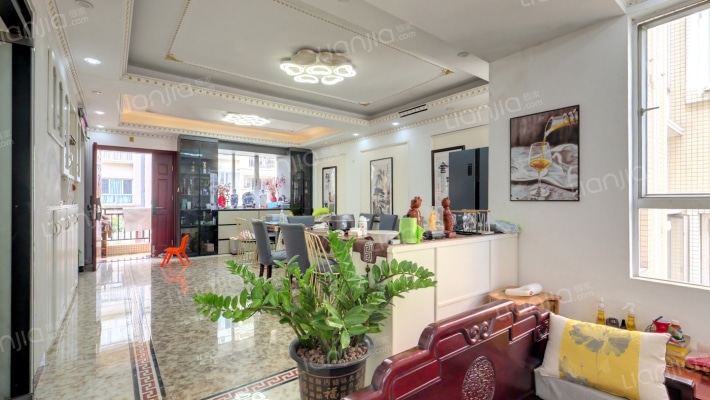 新世纪花园二手房实景图