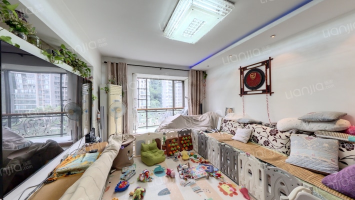 华田亲水湾二手房实景图