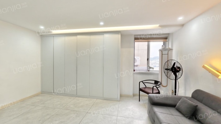 兴业大厦二手房实景图