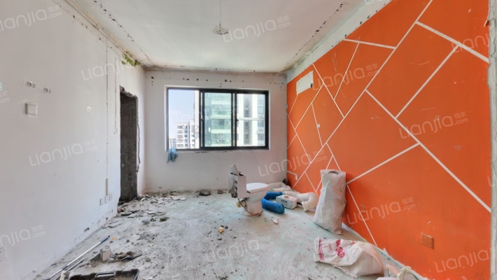 东港嘉苑三区二手房实景图