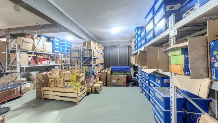 城投凤峦郡二手房实景图