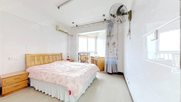 都市A座二手房实景图