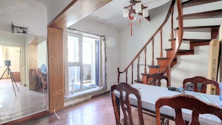 新湛一路二手房实景图