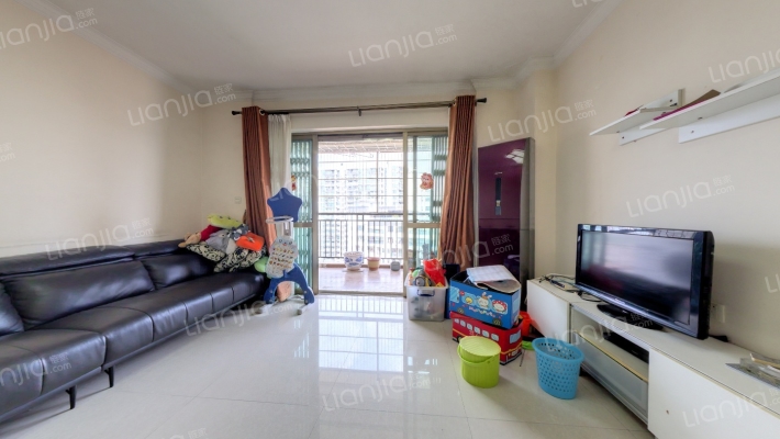 在水一方二手房实景图