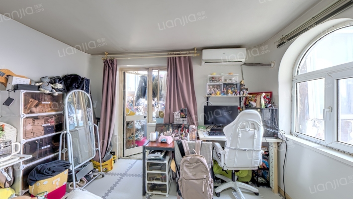 荧屏里二手房实景图