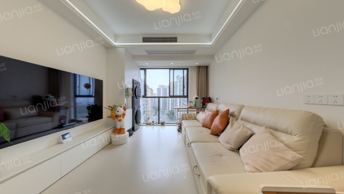 华美翡丽山四期二手房实景图