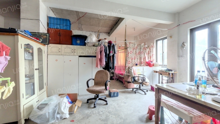 兰郡名苑一、二期小区二手房实景图