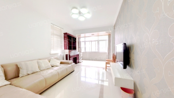 察哈尔路二手房实景图