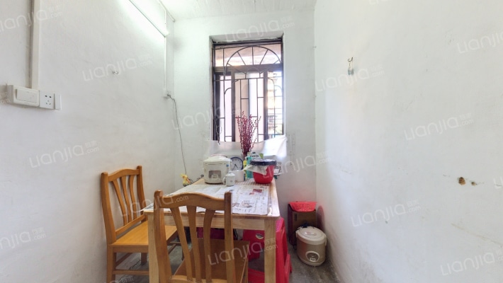 航道局宿舍二手房实景图