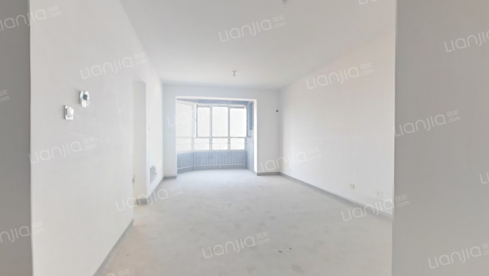 山水逸二手房实景图