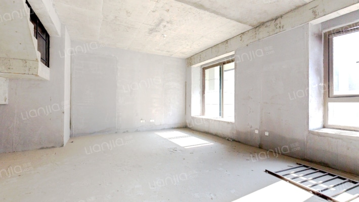 保利西堂里院二手房实景图