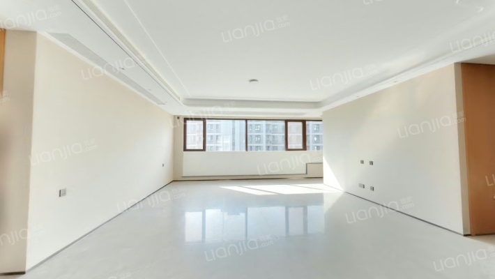 保利珑誉二手房实景图