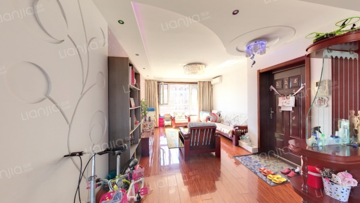 万龙北斗星城C区二手房实景图