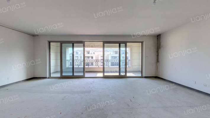 复地御钟山三期二手房实景图