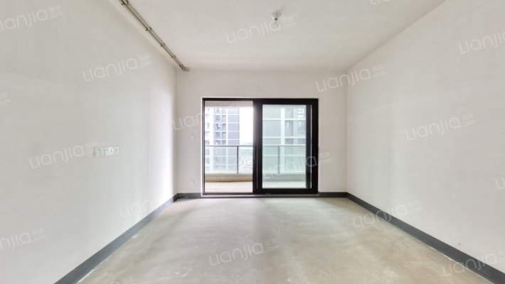 昆明融创文旅城花语海南区二手房实景图