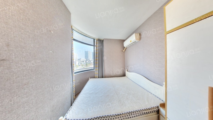 万科云汇中心二手房实景图