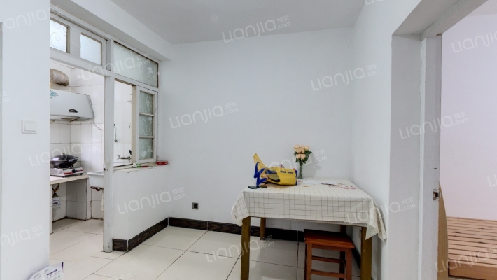 富春小区二手房实景图