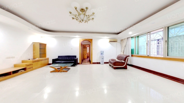 中人集团宿舍二手房实景图