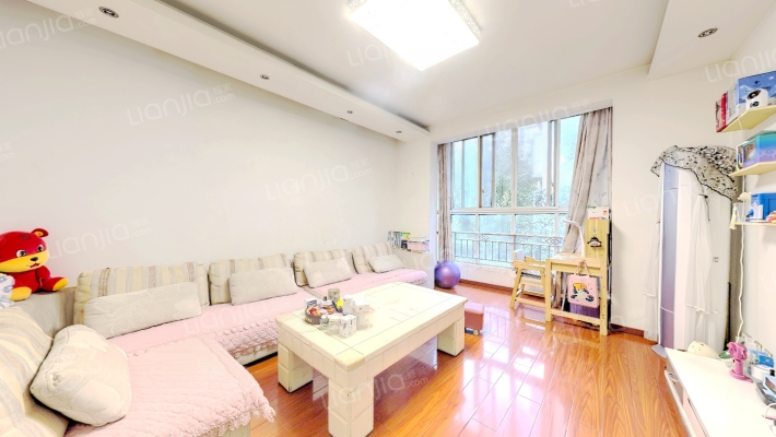 格林君典二手房实景图