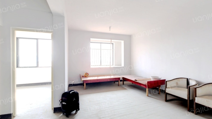 兴华小区南区二手房实景图