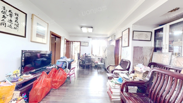 宝立公寓二手房实景图