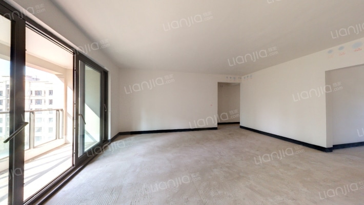 融创缇香榭A区二手房实景图