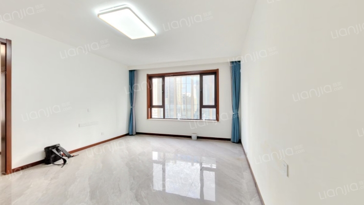 公园伍号二手房实景图