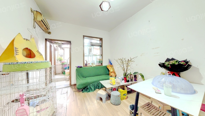 丛桂街76号二手房实景图