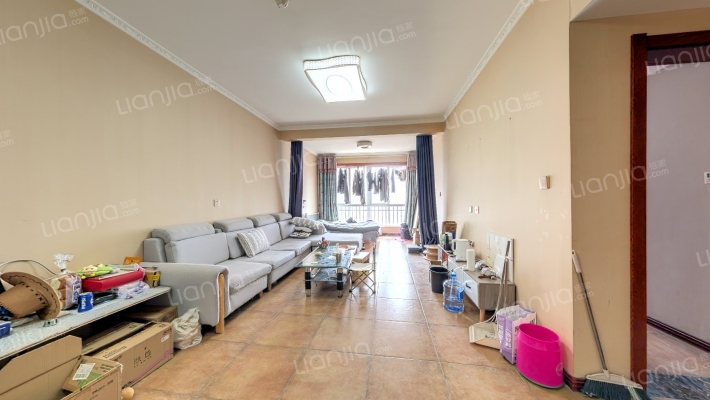 高新未未来二手房实景图