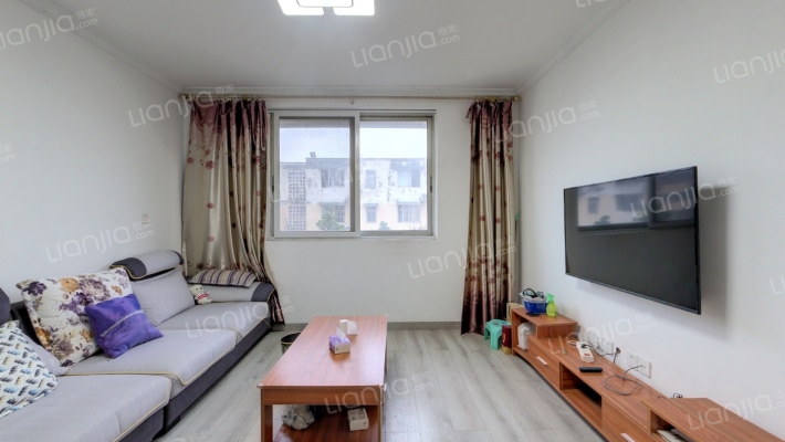 顺江新苑A区二手房实景图