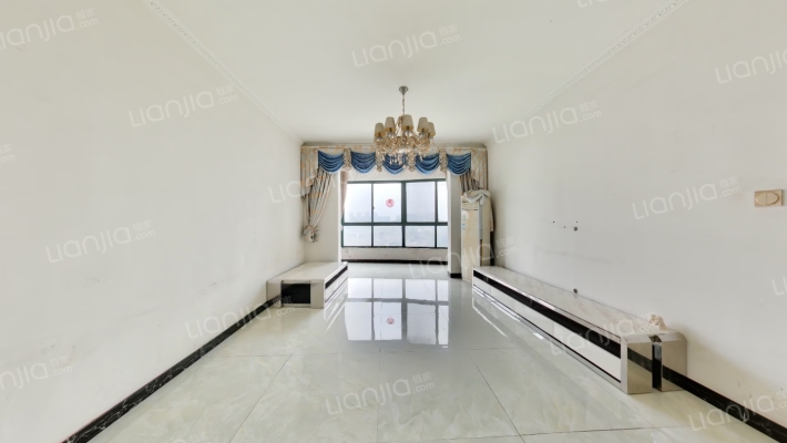 七彩花都B区二期二手房实景图