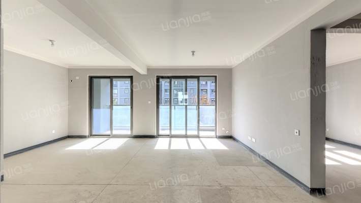 融创碧桂园霞客映二手房实景图