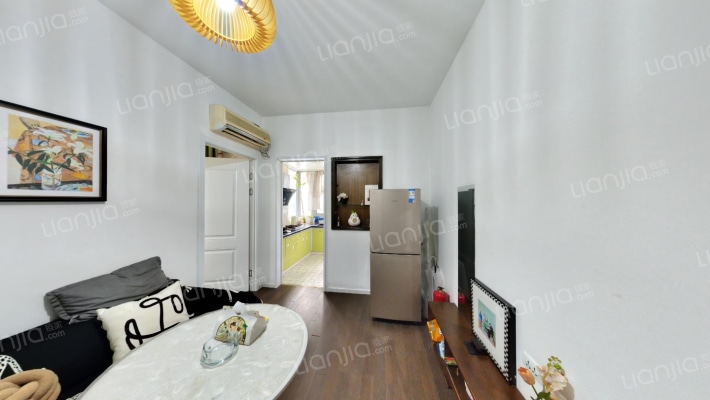 红鼎国际名苑二手房实景图