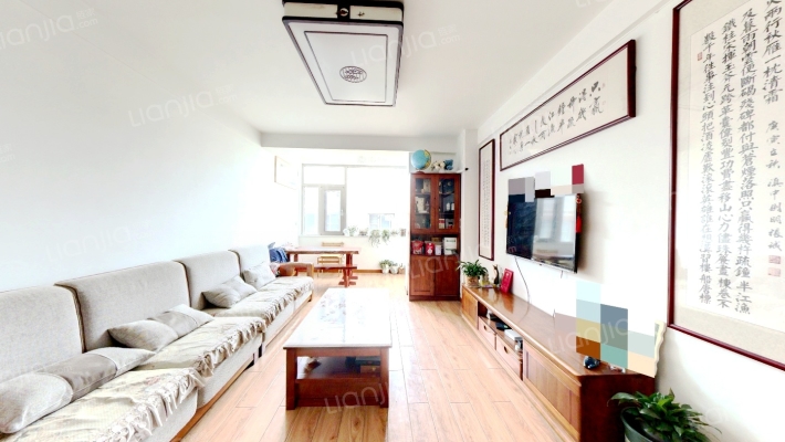 新兴大厦二手房实景图