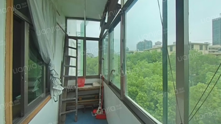 商业新村二手房实景图