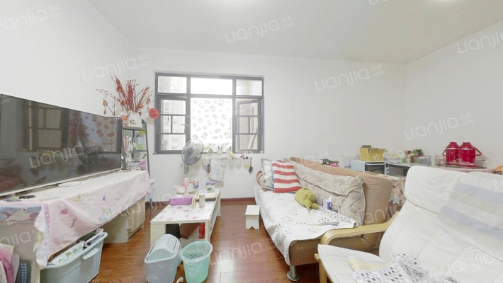 枫桦苇岸二手房实景图